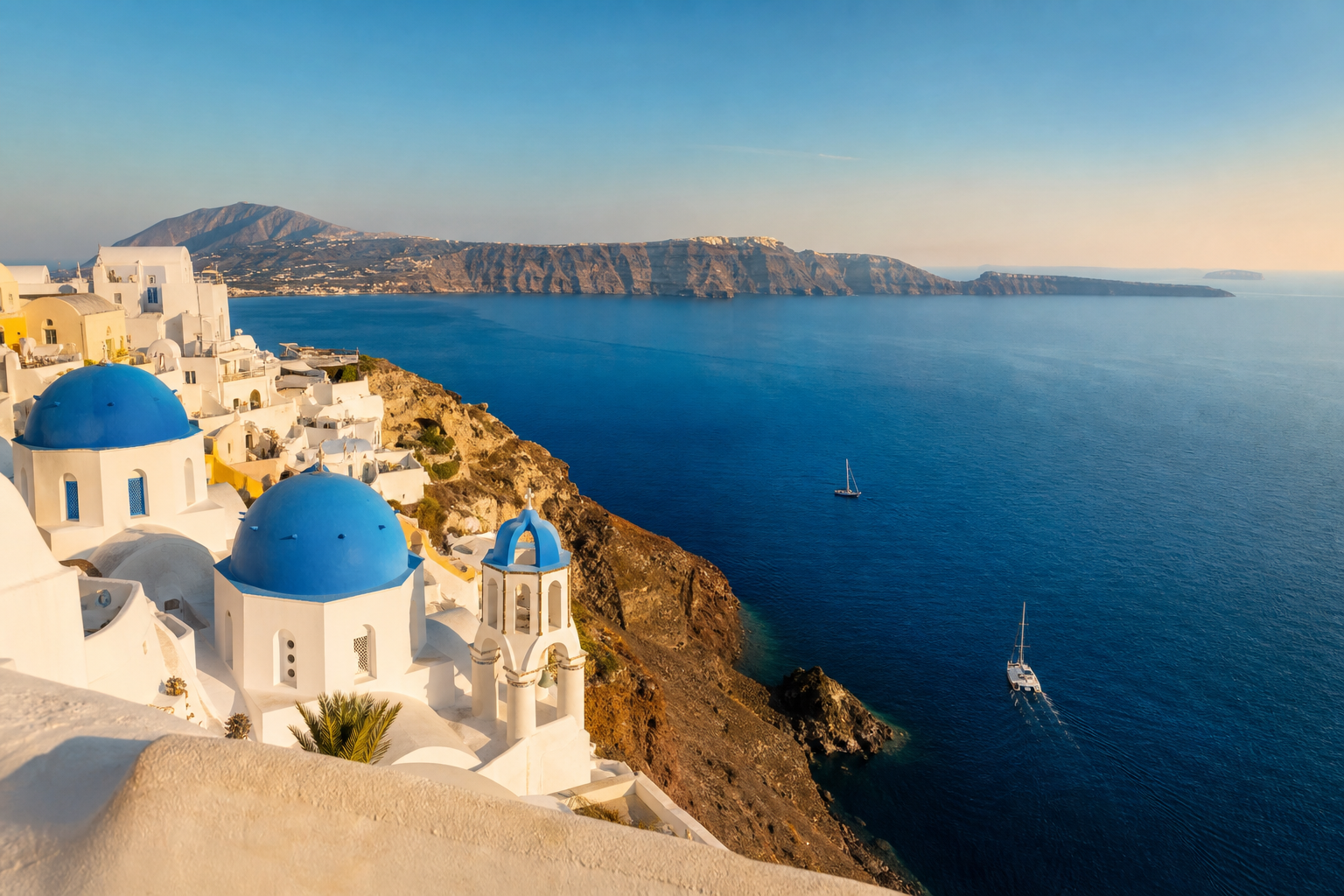 Best Time to Visit Greece: A Month-by-Month Guide for Islands and the Mainland