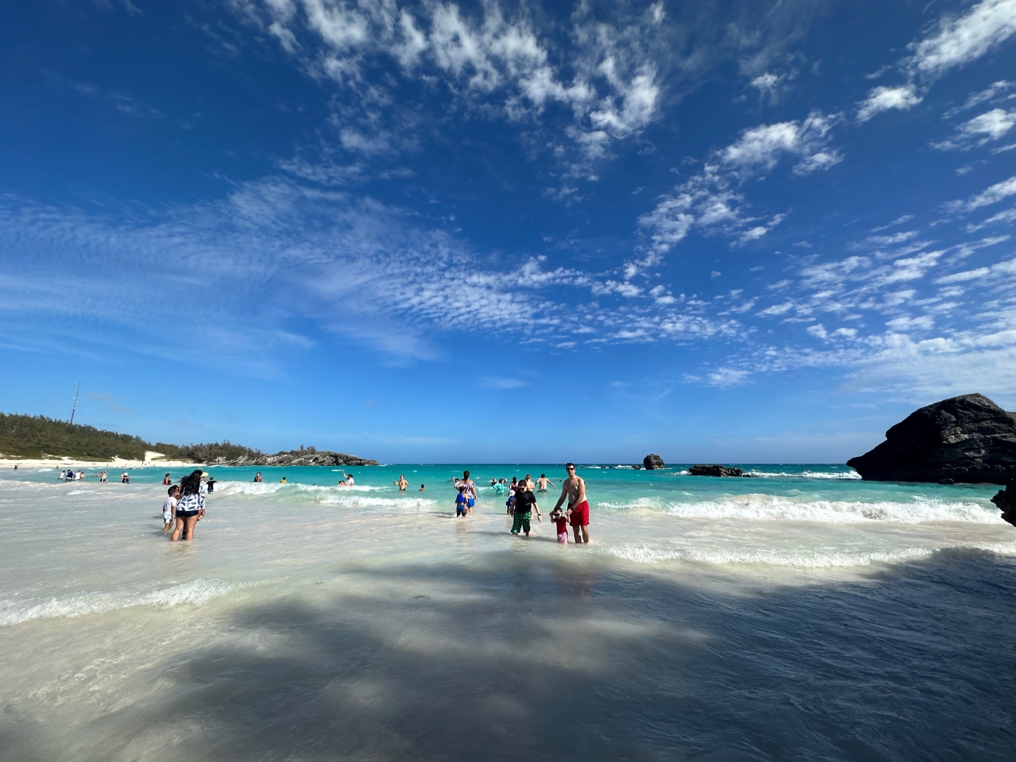 Pristine turquoise waters and pink sand beach in Bermuda